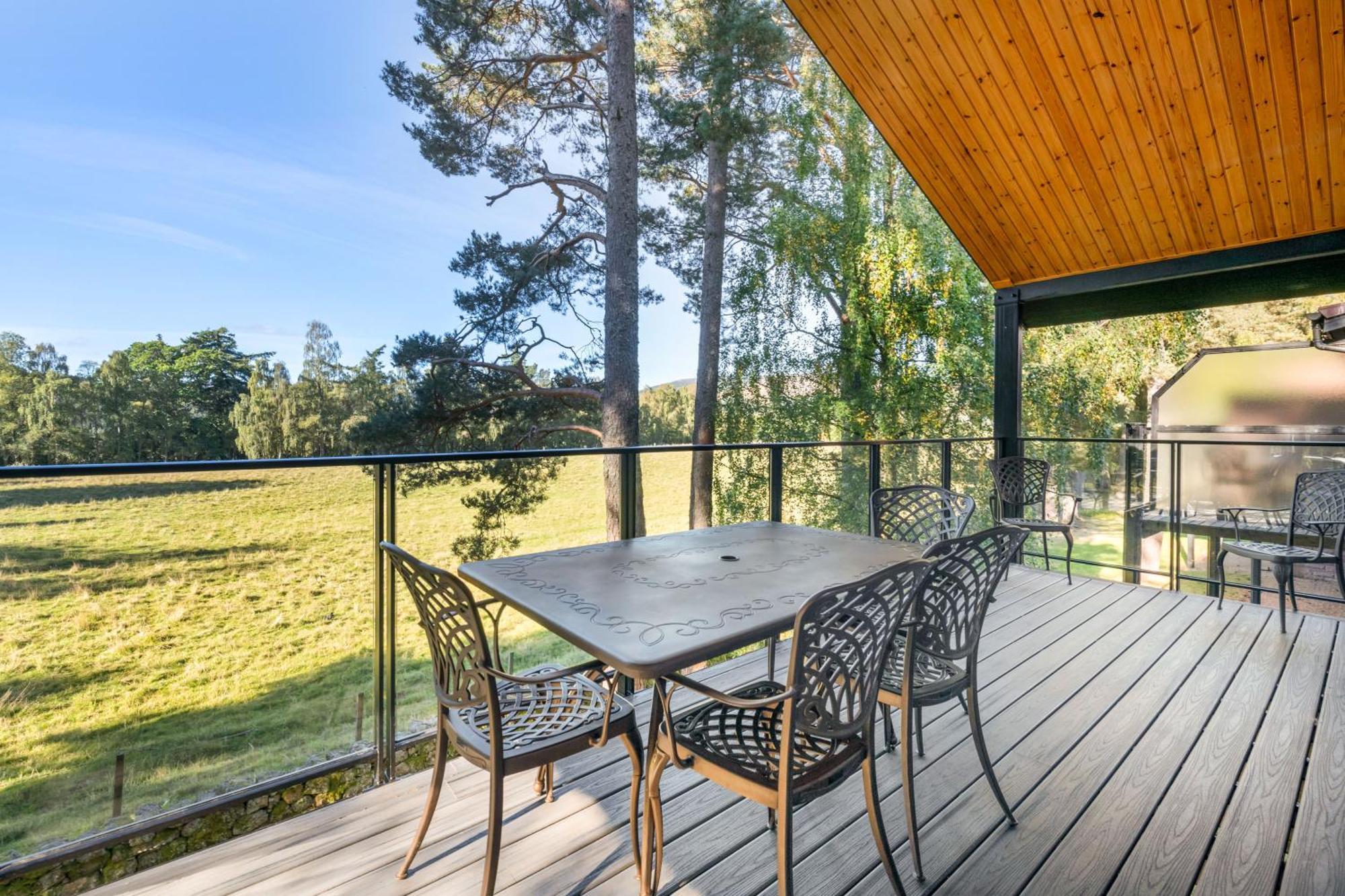 The Lodges At Craigendarroch Country Club Ballater Exterior photo